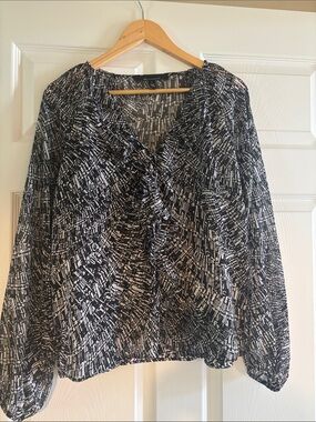 Women’s blouse with cami